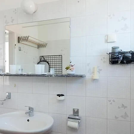 Solei With Terrace Oldtown And Sea View *