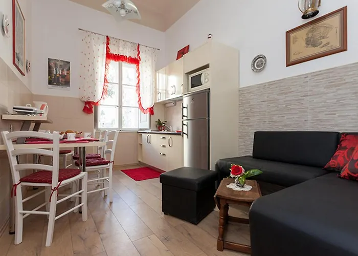 Solei With Terrace Oldtown And Sea View דירה *