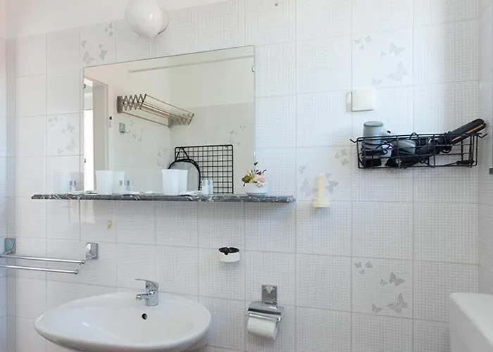 Solei With Terrace Oldtown And Sea View *