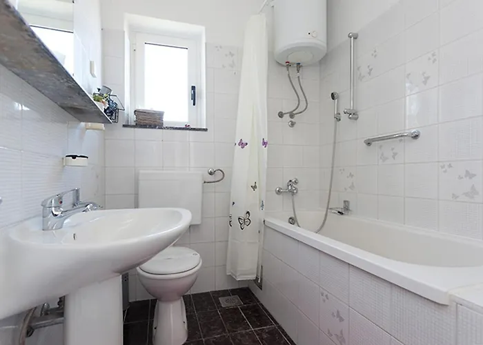 Solei With Terrace Oldtown And Sea View דירה *