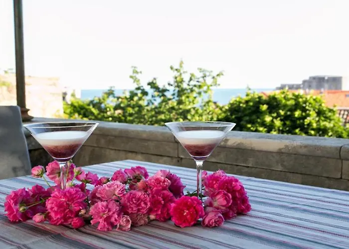 Solei With Terrace Oldtown And Sea View Apartman *